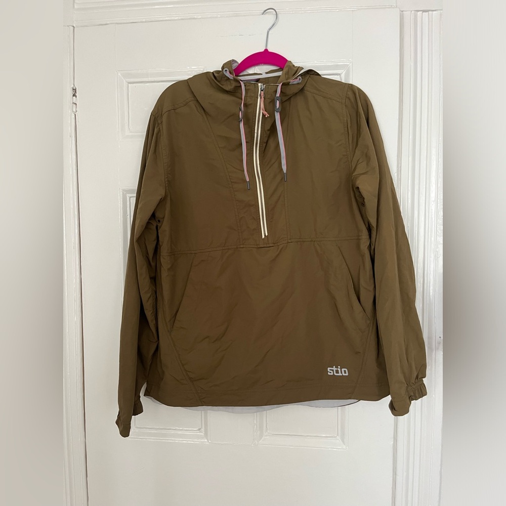 Stio Women’s Anorack - Size Large